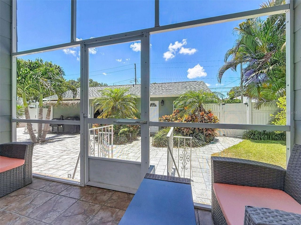 182 29th Avenue N, Saint Petersburg, FL 33704 Photo