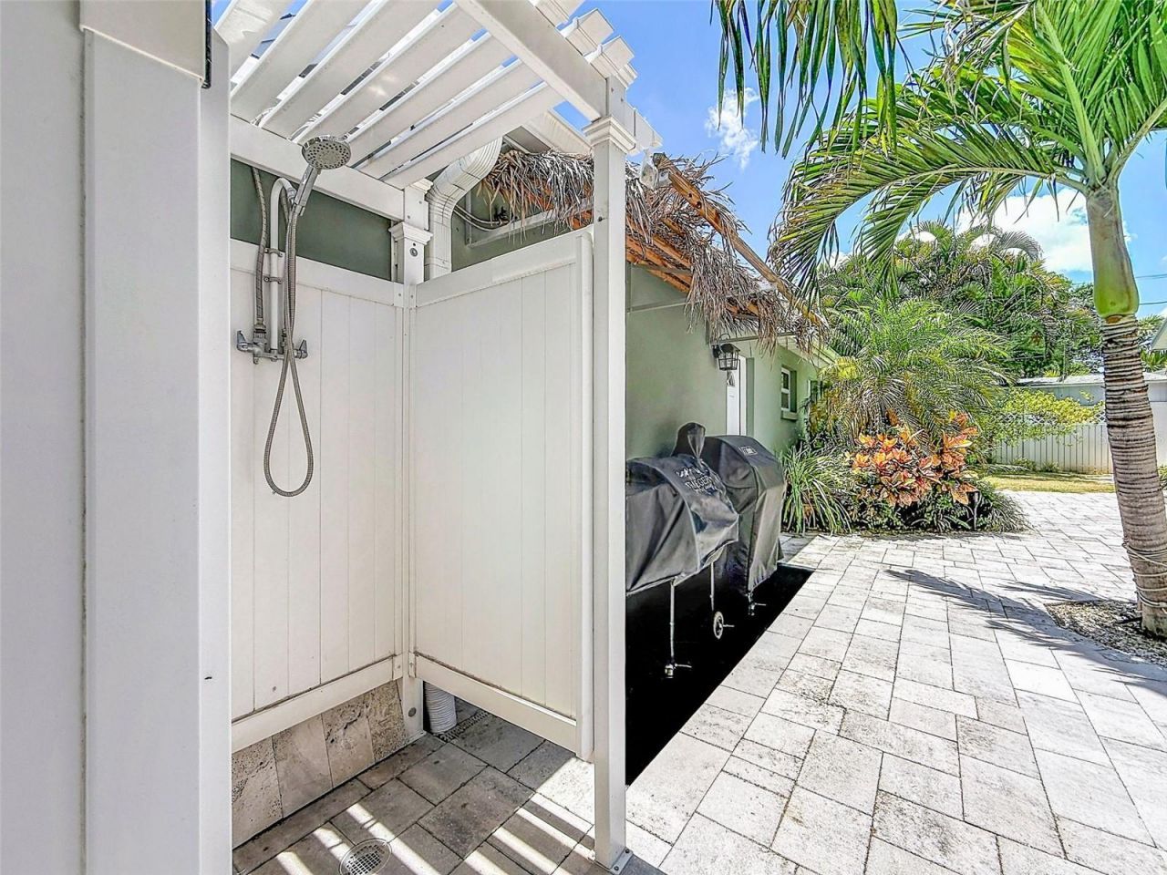 182 29th Avenue N, Saint Petersburg, FL 33704 Photo