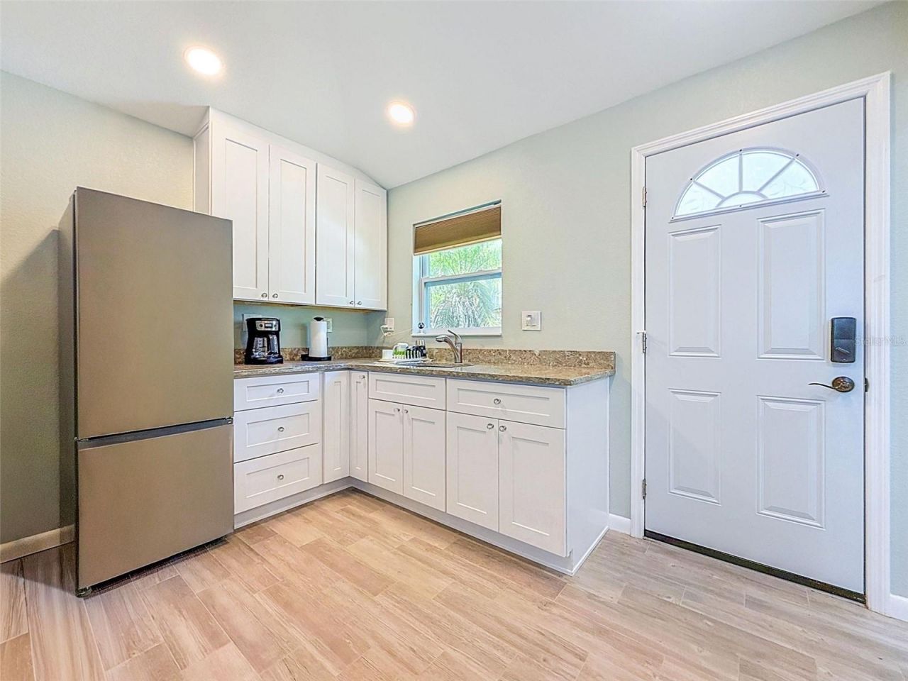 182 29th Avenue N, Saint Petersburg, FL 33704 Photo