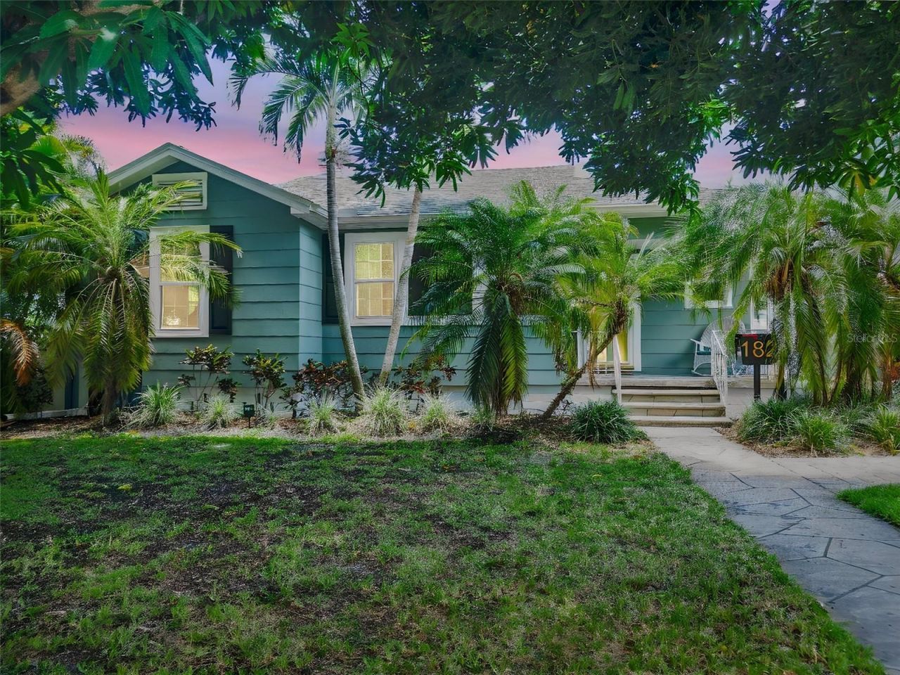 182 29th Avenue N, Saint Petersburg, FL 33704 Photo