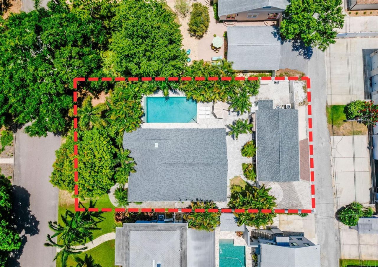 182 29th Avenue N, Saint Petersburg, FL 33704 Photo