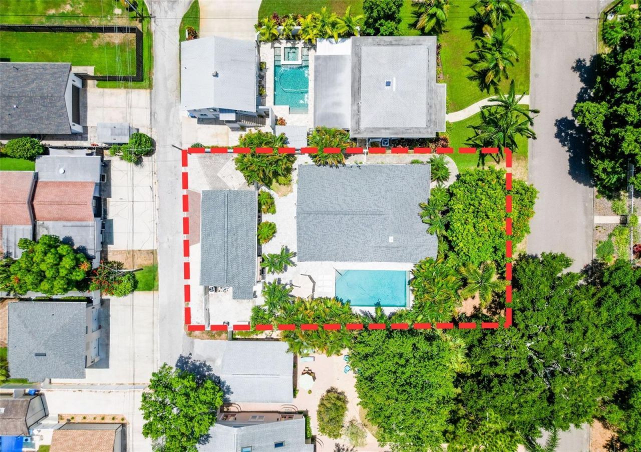 182 29th Avenue N, Saint Petersburg, FL 33704 Photo