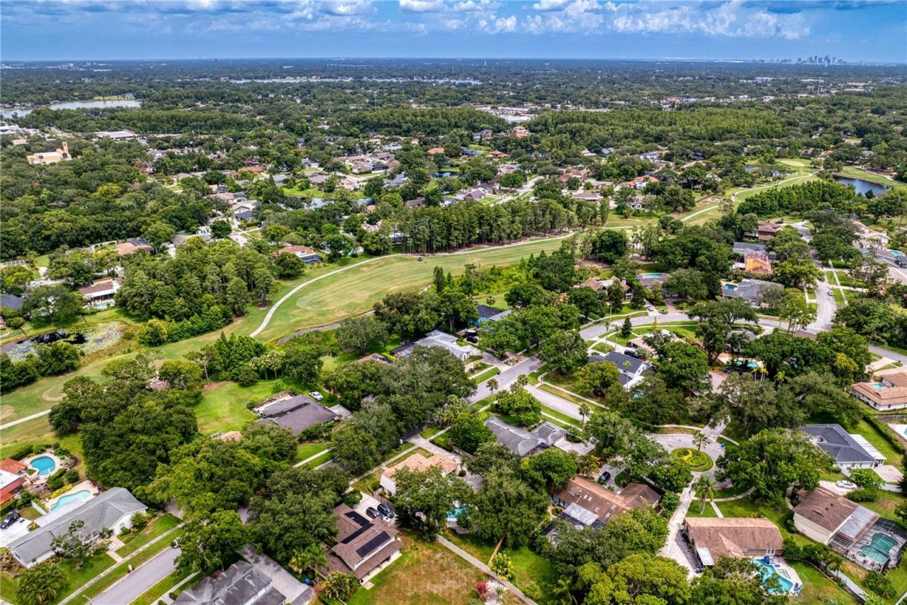 13305 Golf Crest Circle, Tampa, FL 33618 Photo