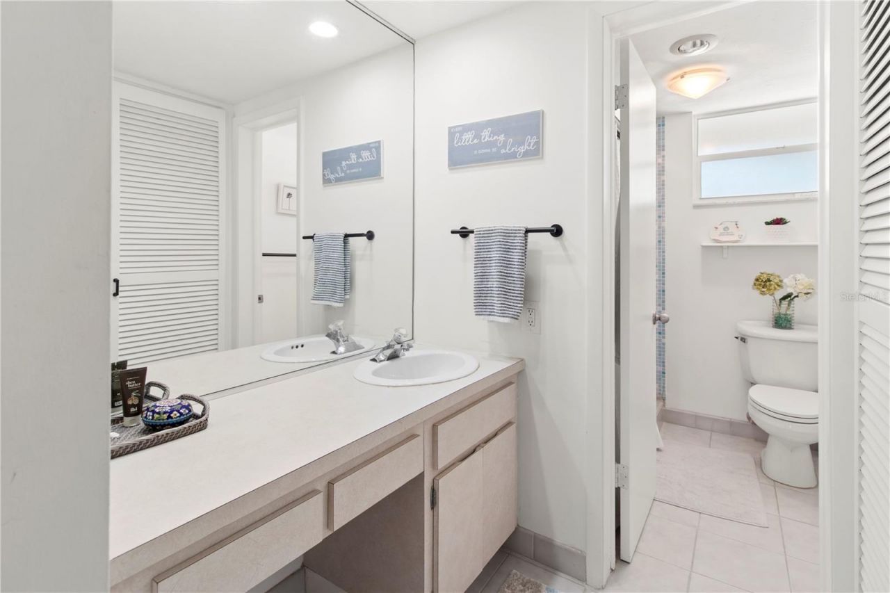4340 Falmouth Drive , Unit D-204, Longboat Key, FL 34228 Photo
