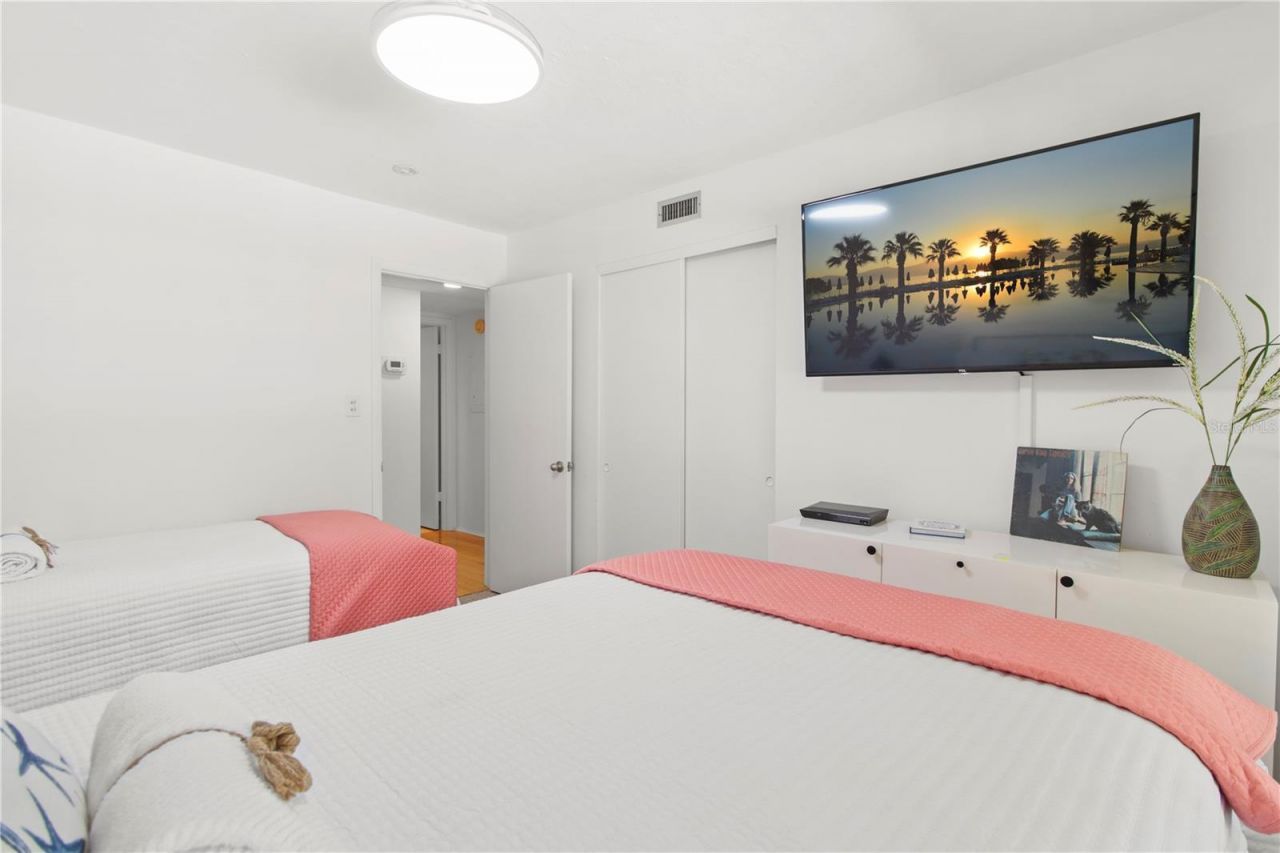 4340 Falmouth Drive , Unit D-204, Longboat Key, FL 34228 Photo