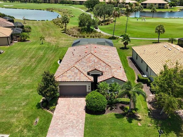 6907 QUIET CREEK DRIVE , BRADENTON, FL 34212