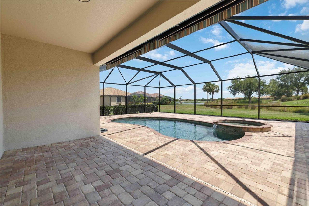 6907 Quiet Creek Drive , Bradenton, FL 34212 Photo