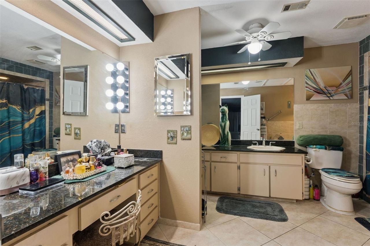 4902 Briar Oaks Circle , Orlando, FL 32808 Photo