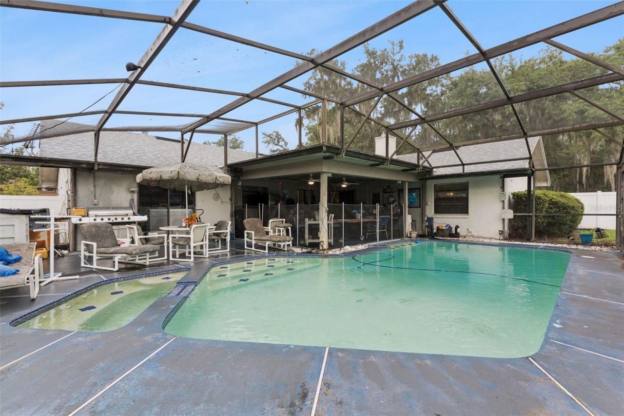 4902 Briar Oaks Circle , Orlando, FL 32808 Photo