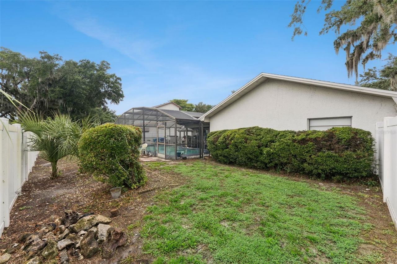 4902 Briar Oaks Circle , Orlando, FL 32808 Photo