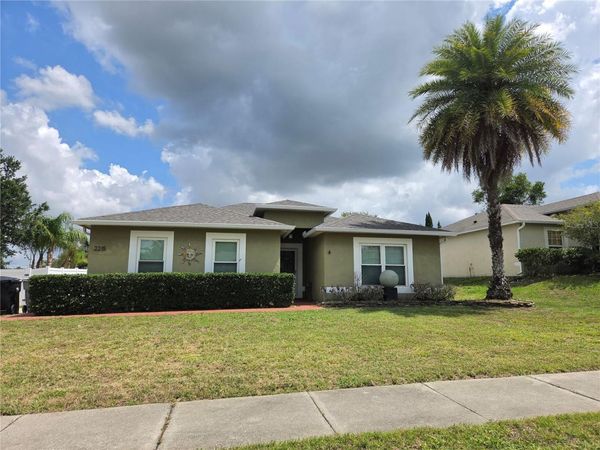 2215 KINGSCREST CIRCLE , APOPKA, FL 32712