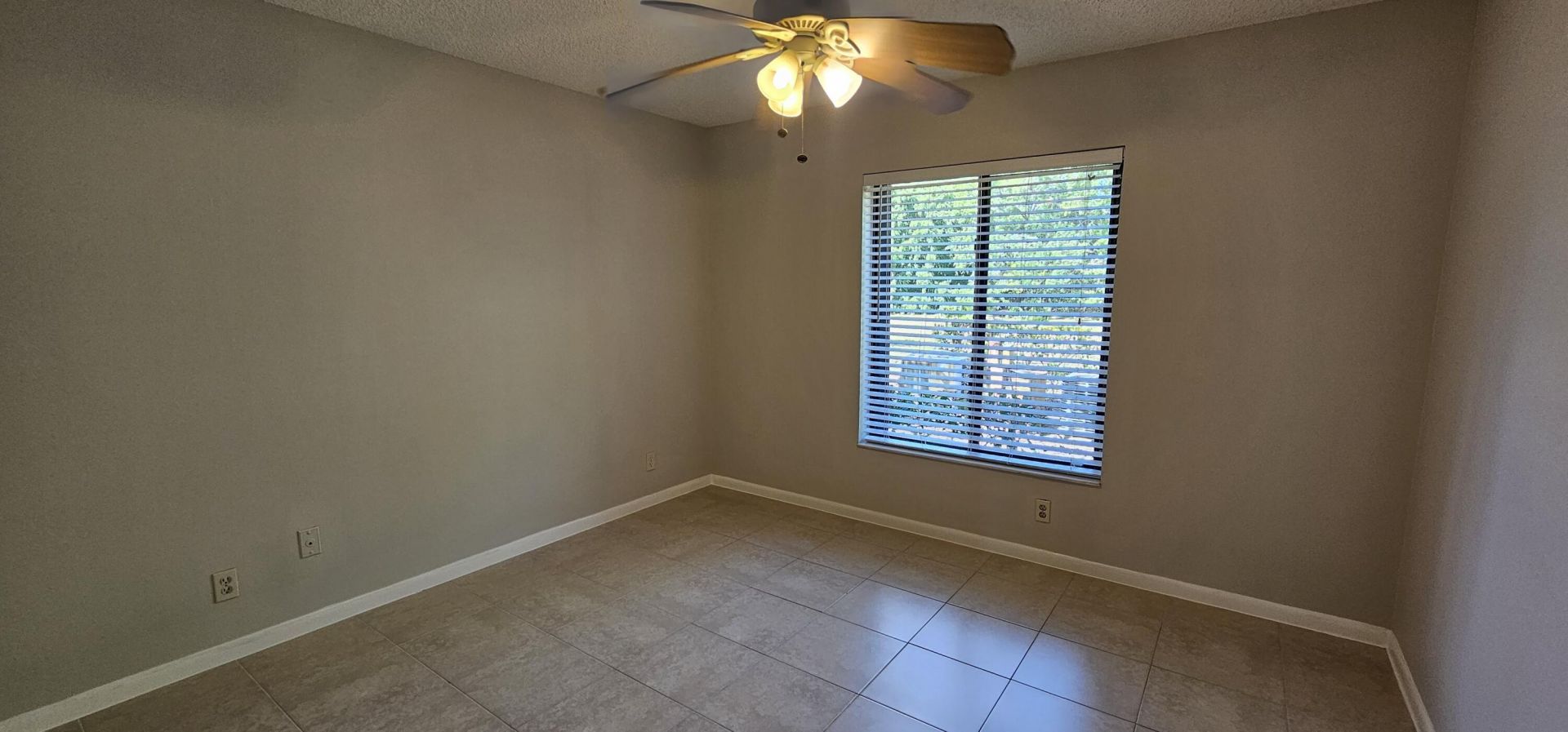 2245 SW 22nd Avenue, Unit 1020, Delray Beach, FL 33445 Photo