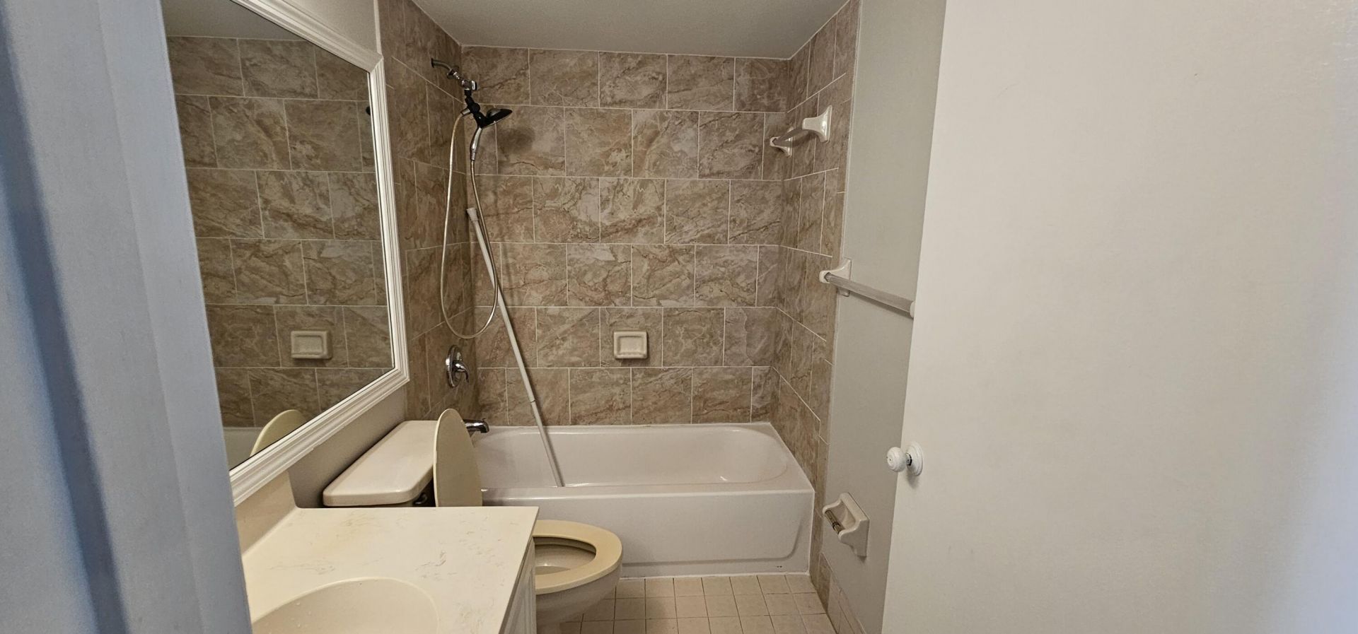 2245 SW 22nd Avenue, Unit 1020, Delray Beach, FL 33445 Photo