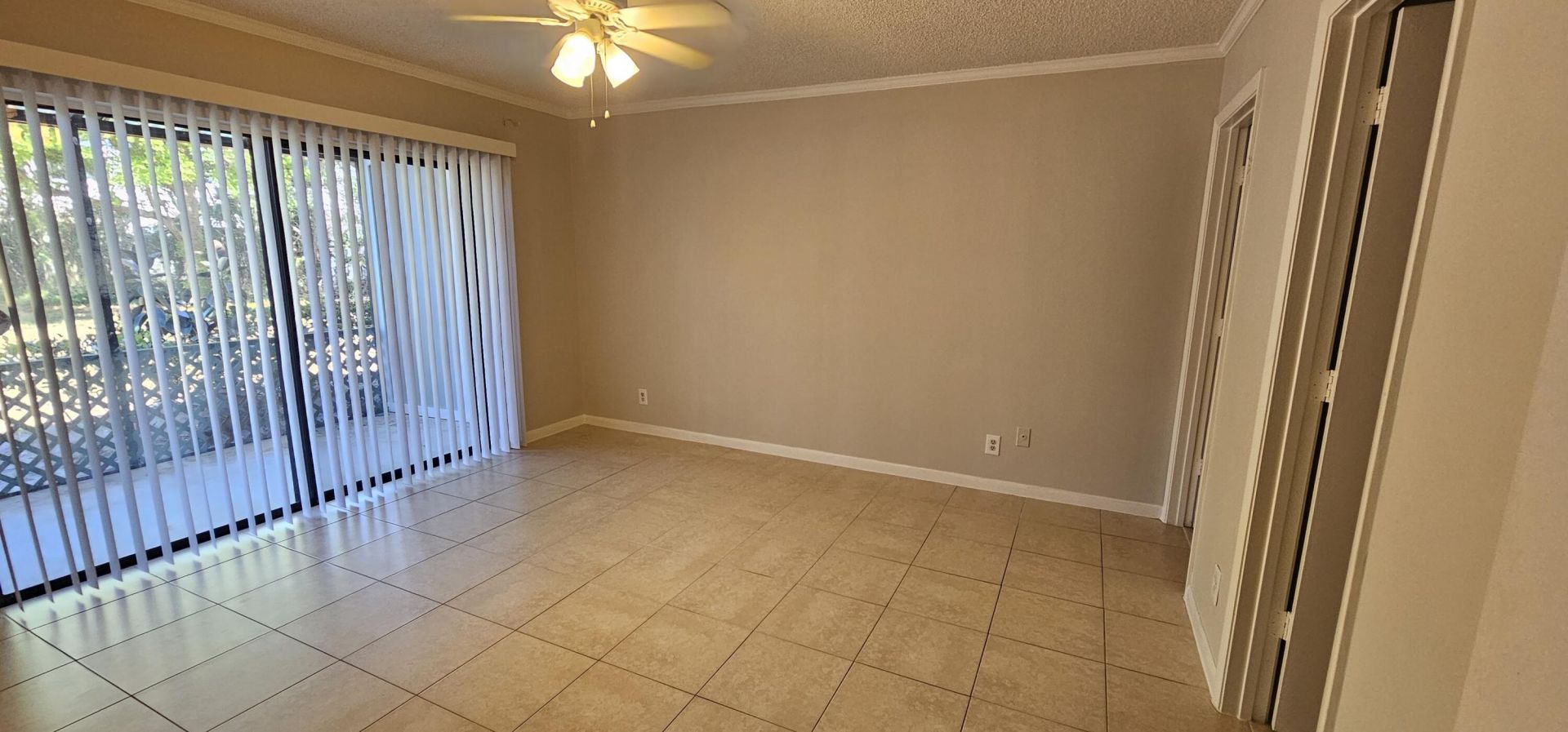 2245 SW 22nd Avenue, Unit 1020, Delray Beach, FL 33445 Photo