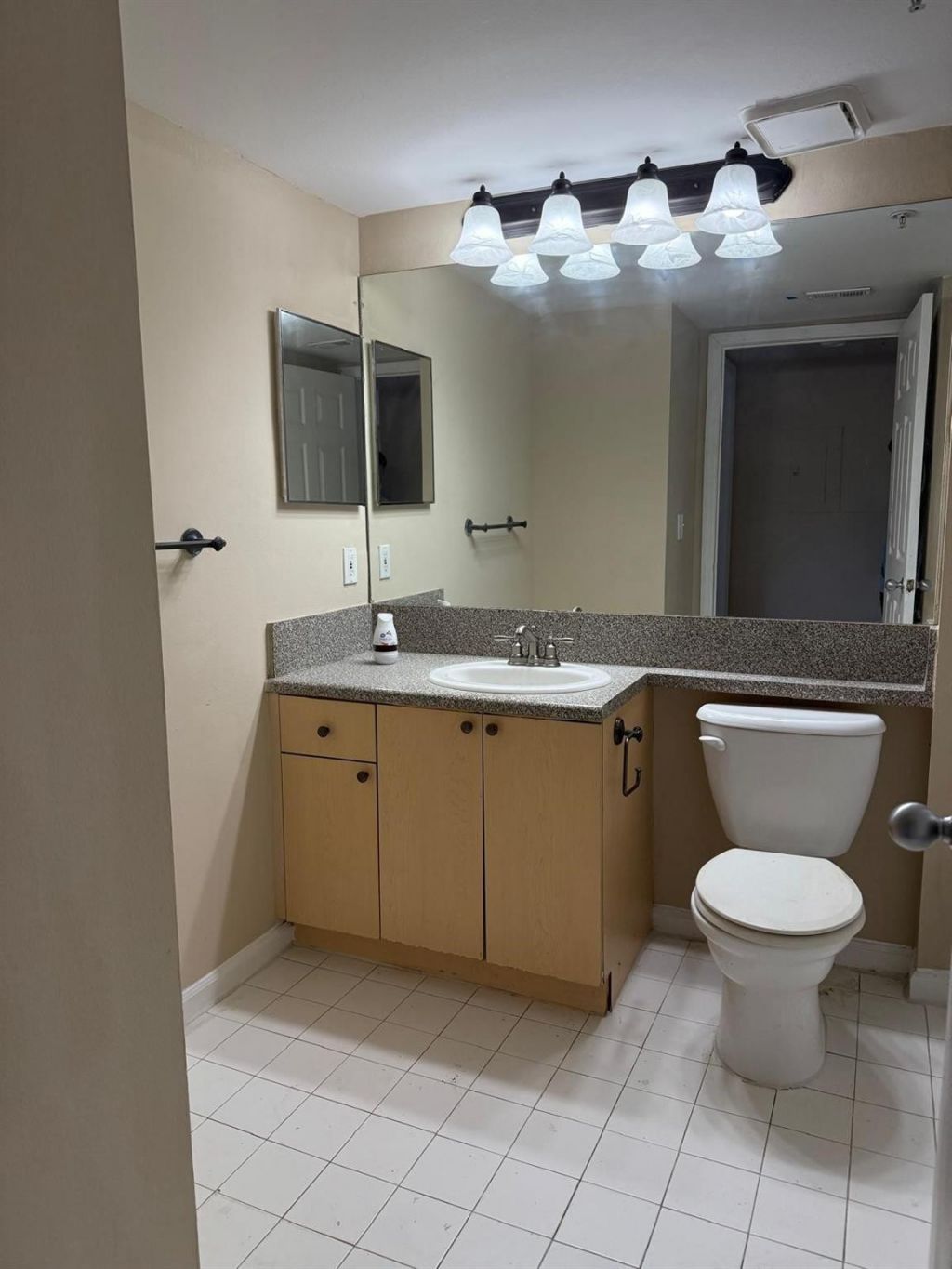 3779 NW Mediterranean Lane, Unit 207, Jensen Beach, FL 34957 Photo