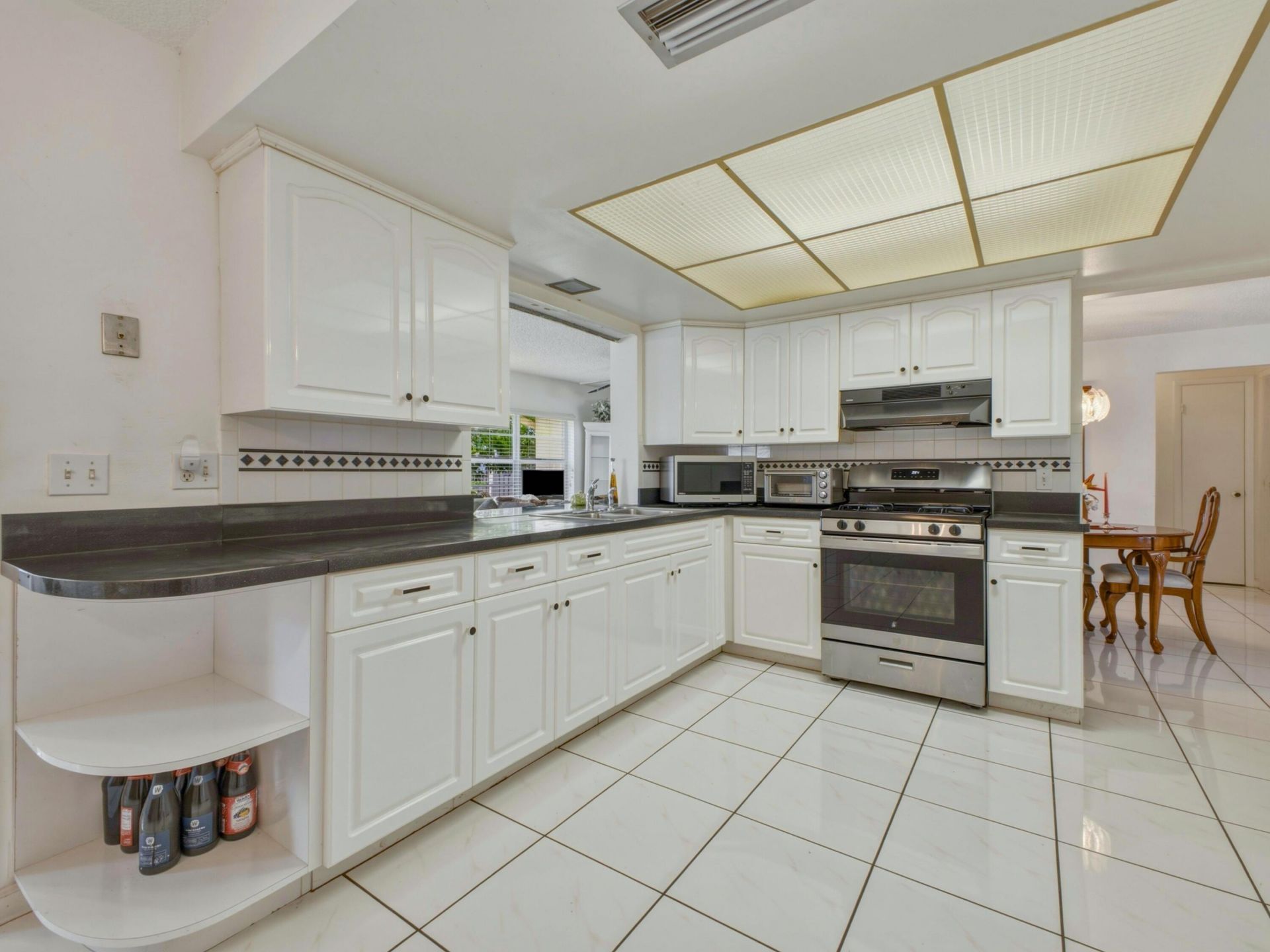 9111 NW 25th Court, Sunrise, FL 33322 Photo