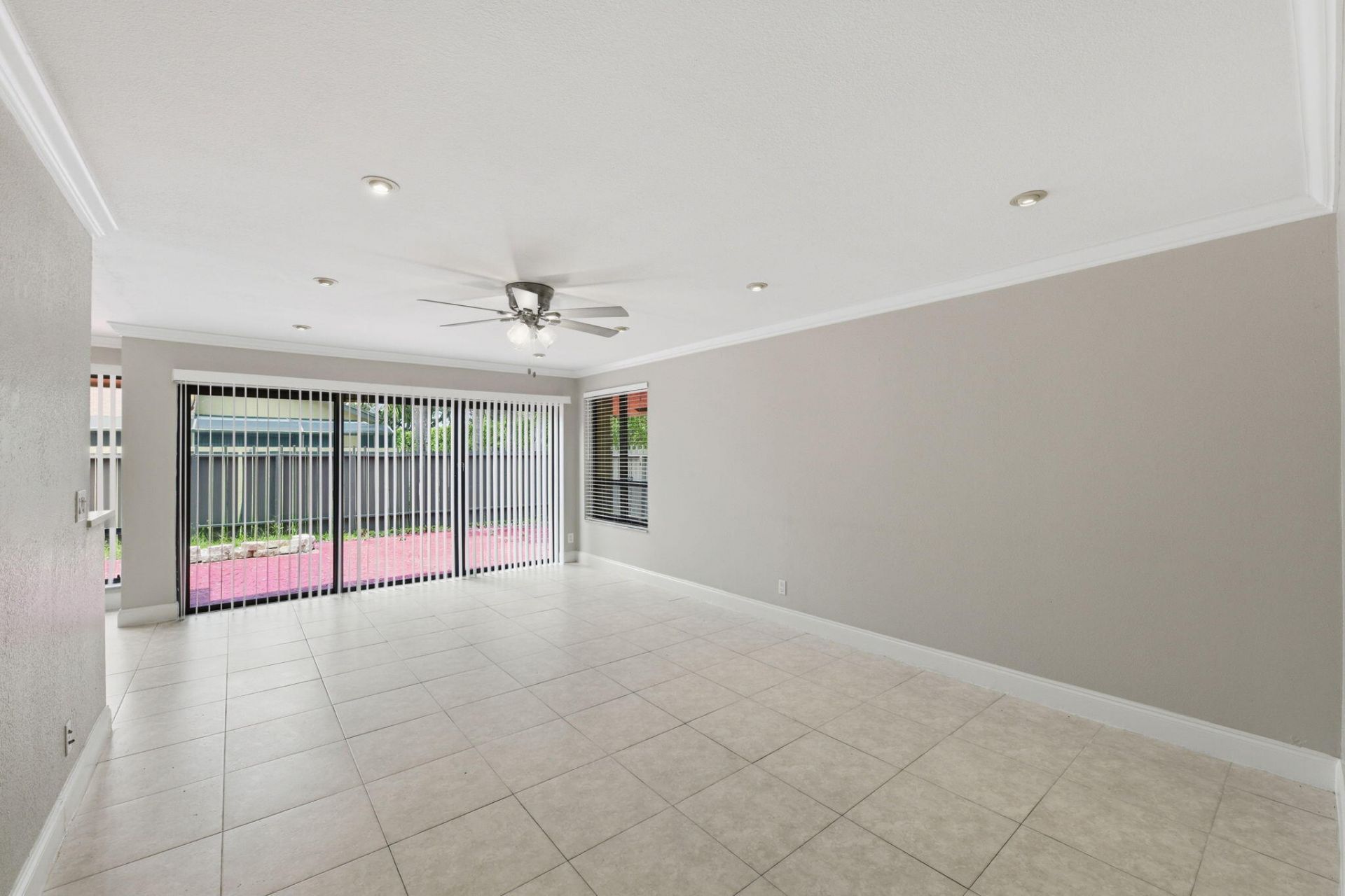 8741 Cleary Boulevard, Plantation, FL 33324 Photo