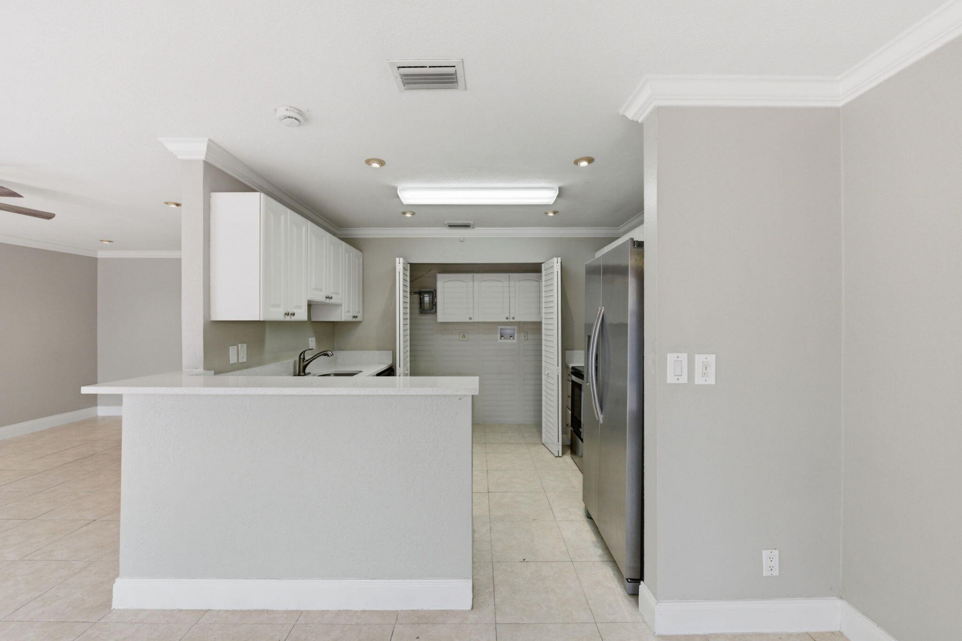 8741 Cleary Boulevard, Plantation, FL 33324 Photo