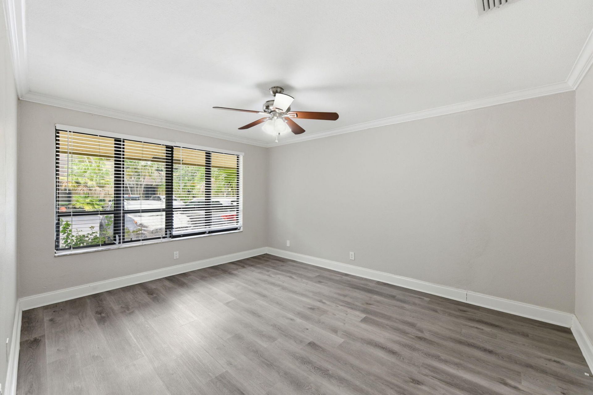 8741 Cleary Boulevard, Plantation, FL 33324 Photo