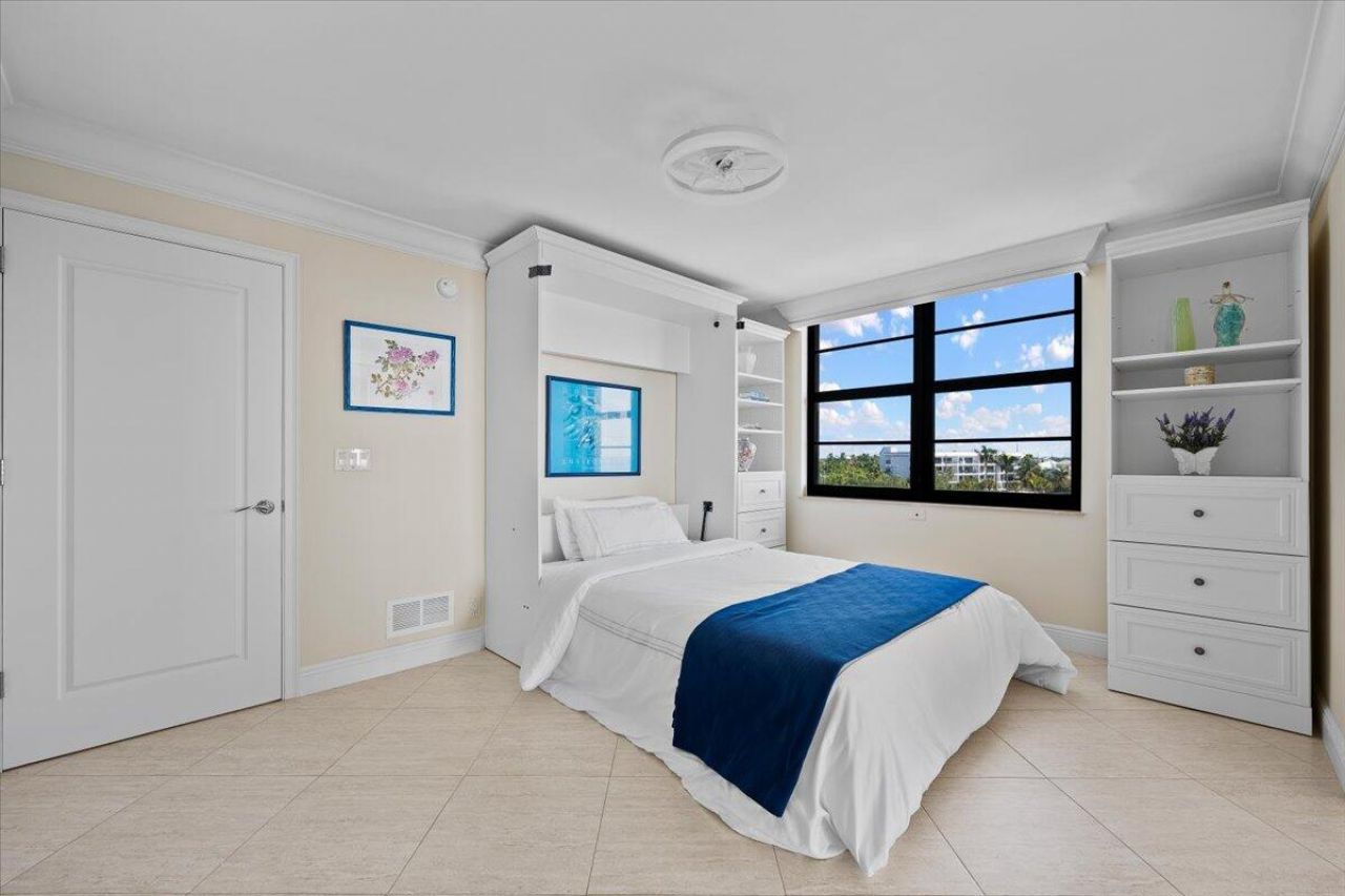 911 Ocean Drive, Unit 506, North Palm Beach, FL 33408 Photo