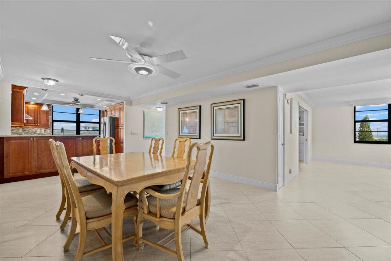 911 Ocean Drive, Unit 506, North Palm Beach, FL 33408 Photo