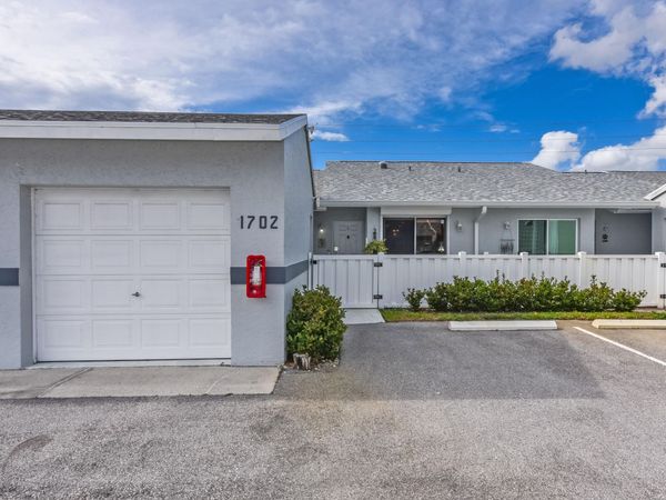 2641 W Gately Drive W, Unit 1702, West Palm Beach, FL 33415