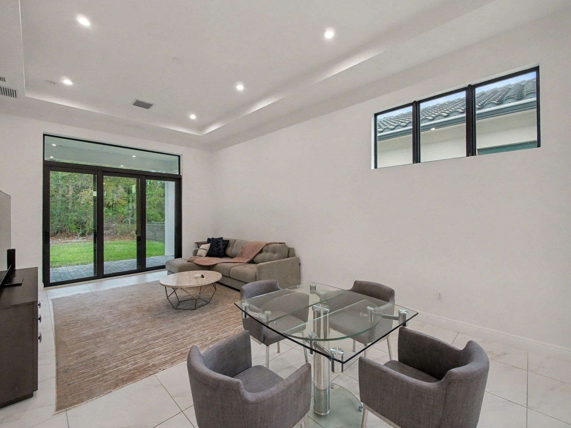 176 SE Via Sangro, Port Saint Lucie, FL 34952 Photo