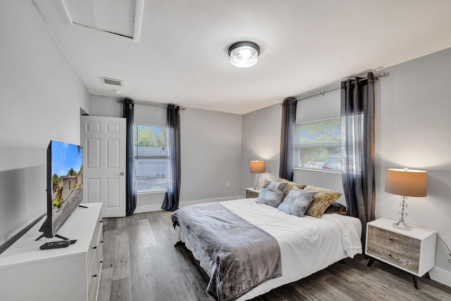1624 NW 9th Avenue, Fort Lauderdale, FL 33311 Photo