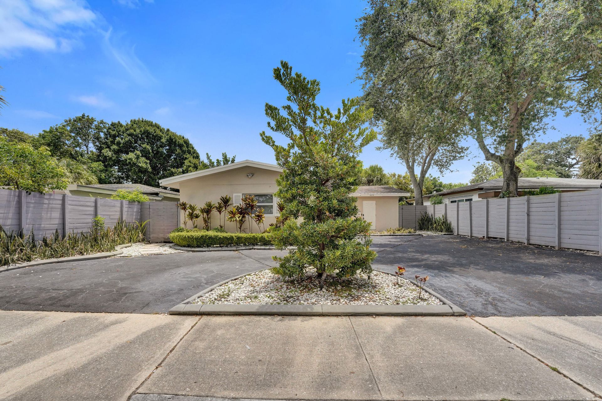 1624 NW 9th Avenue, Fort Lauderdale, FL 33311 Photo