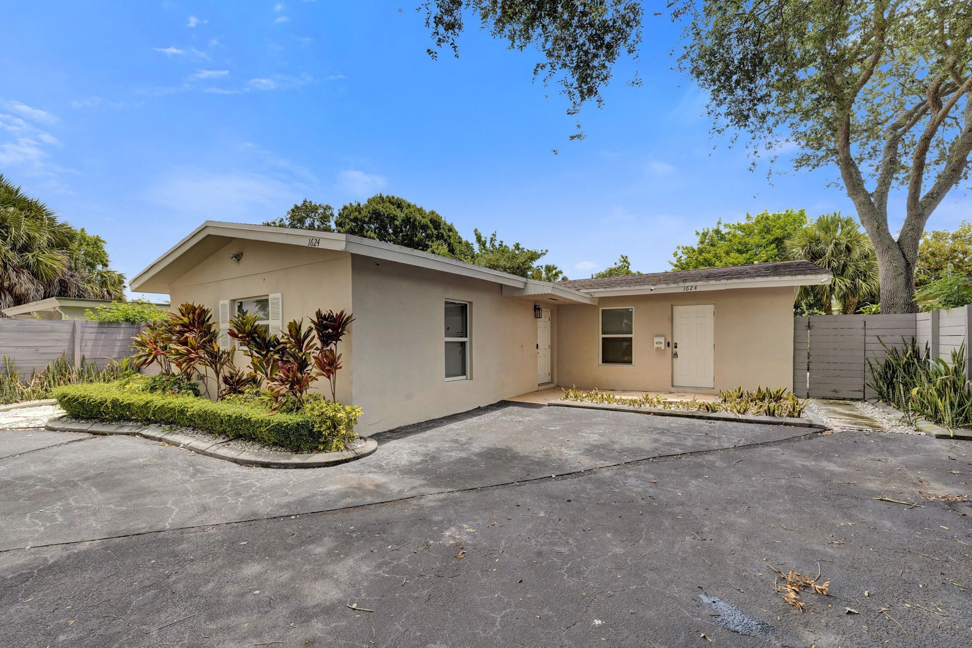 1624 NW 9th Avenue, Fort Lauderdale, FL 33311 Photo