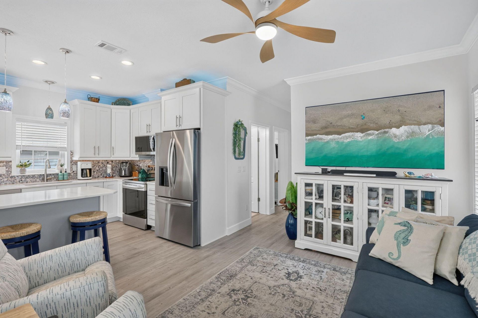 946 Nettles Boulevard, Jensen Beach, FL 34957 Photo