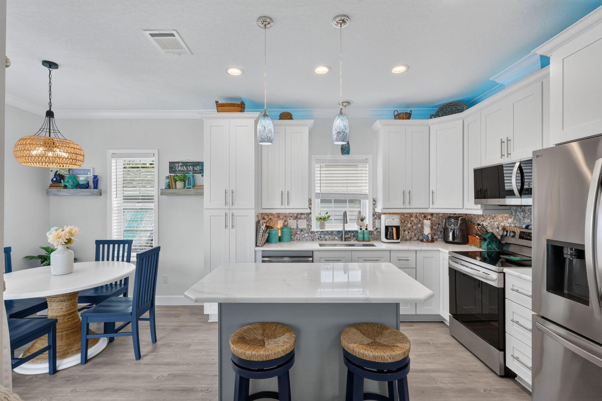 946 Nettles Boulevard, Jensen Beach, FL 34957 Photo