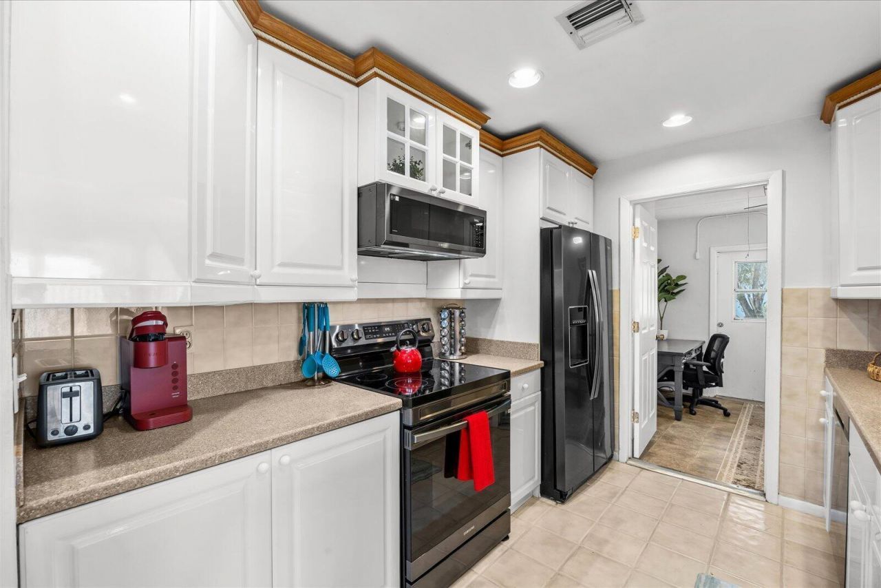 1004 NW 16th Place, Stuart, FL 34994 Photo