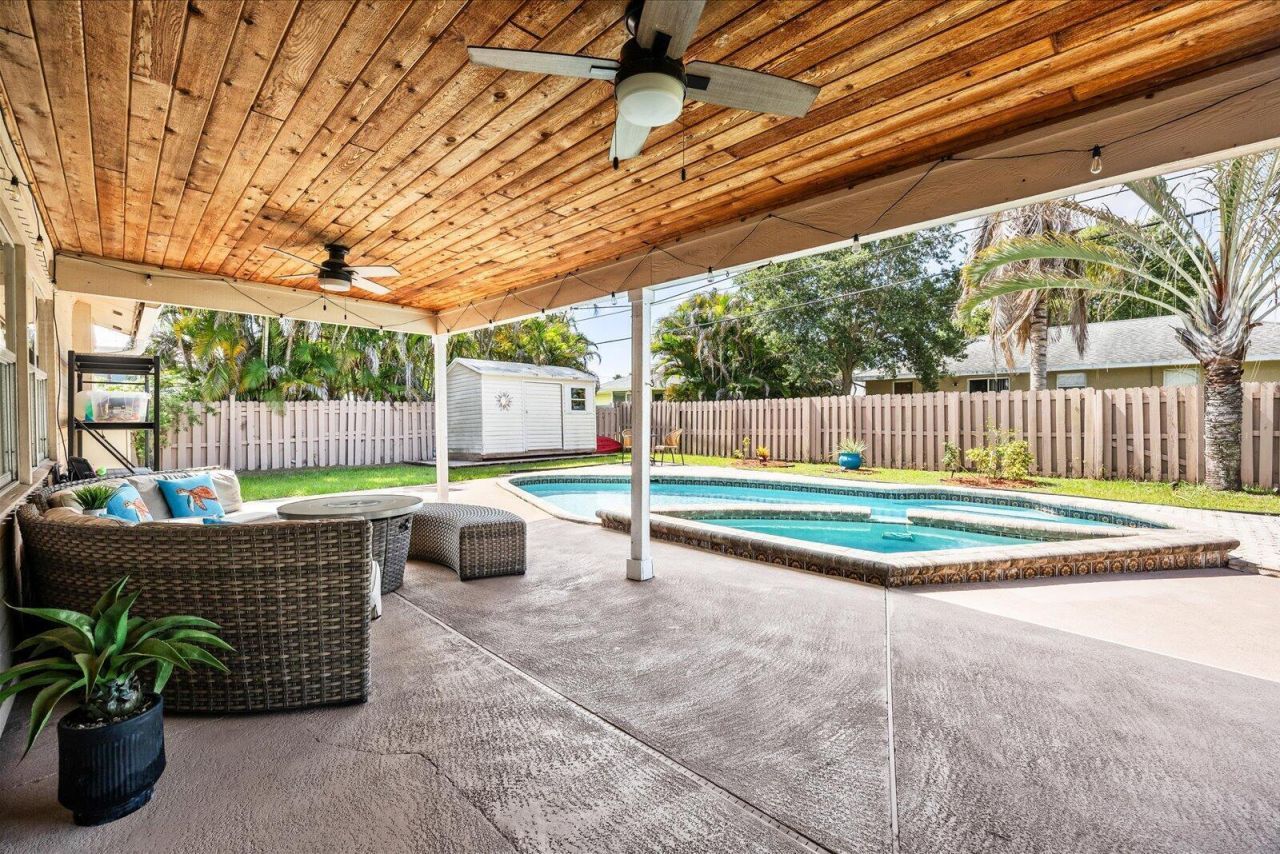 1004 NW 16th Place, Stuart, FL 34994 Photo