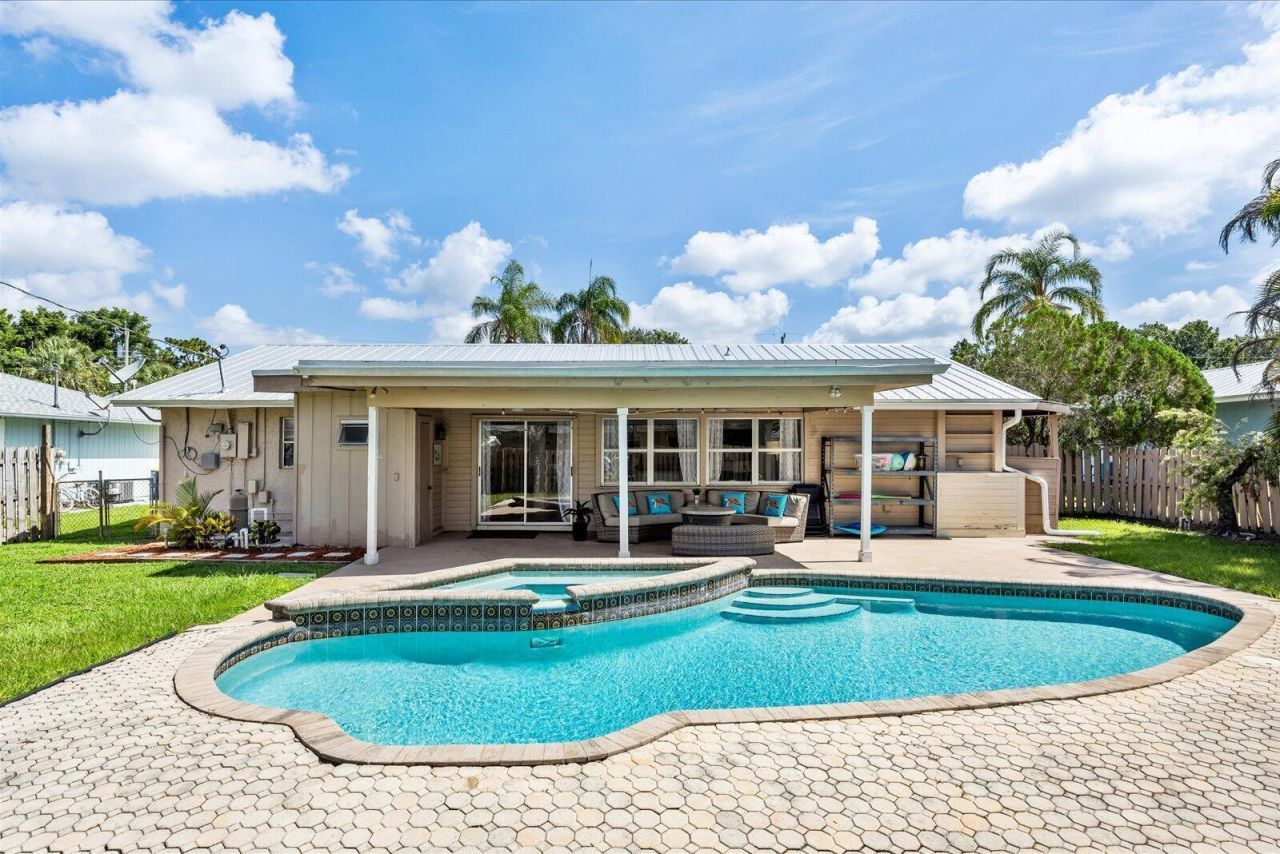 1004 NW 16th Place, Stuart, FL 34994 Photo