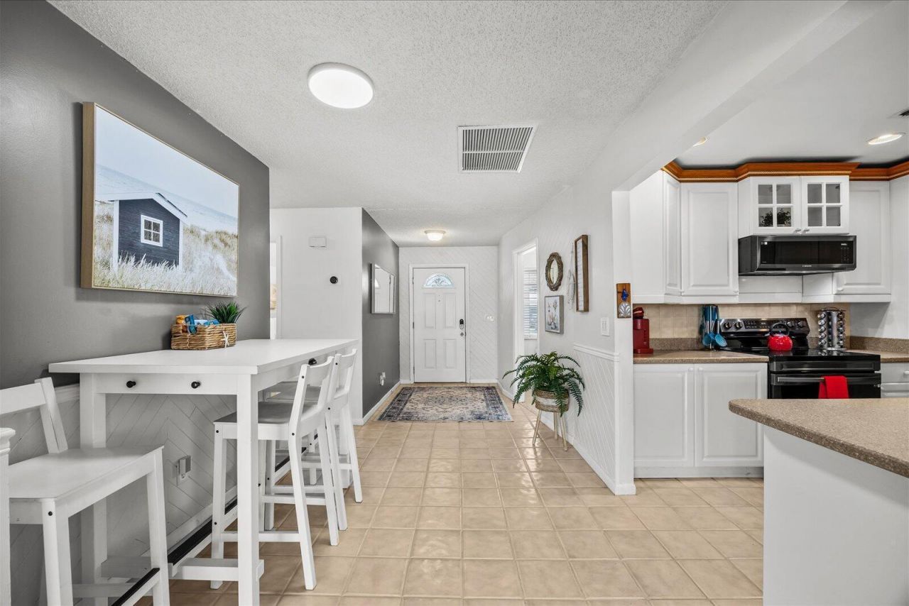 1004 NW 16th Place, Stuart, FL 34994 Photo