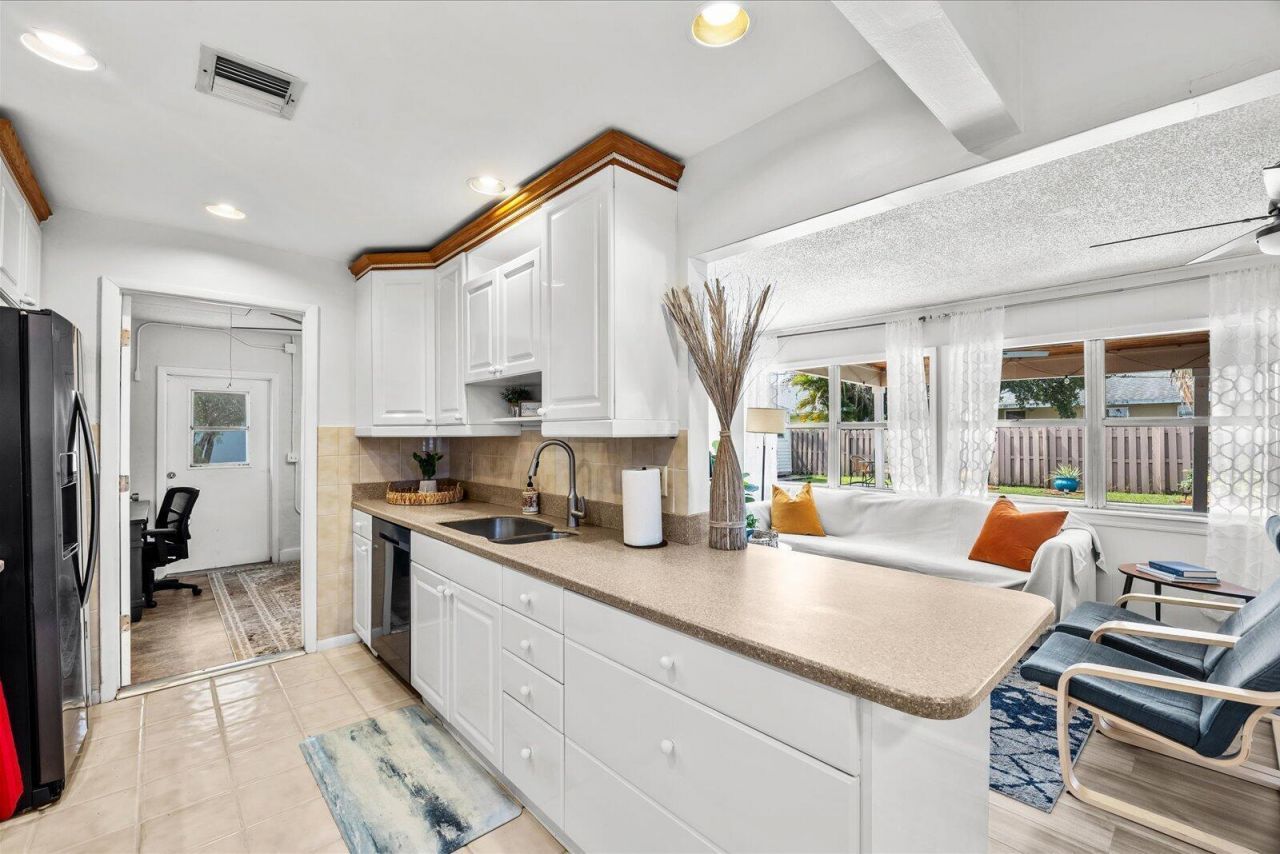 1004 NW 16th Place, Stuart, FL 34994 Photo