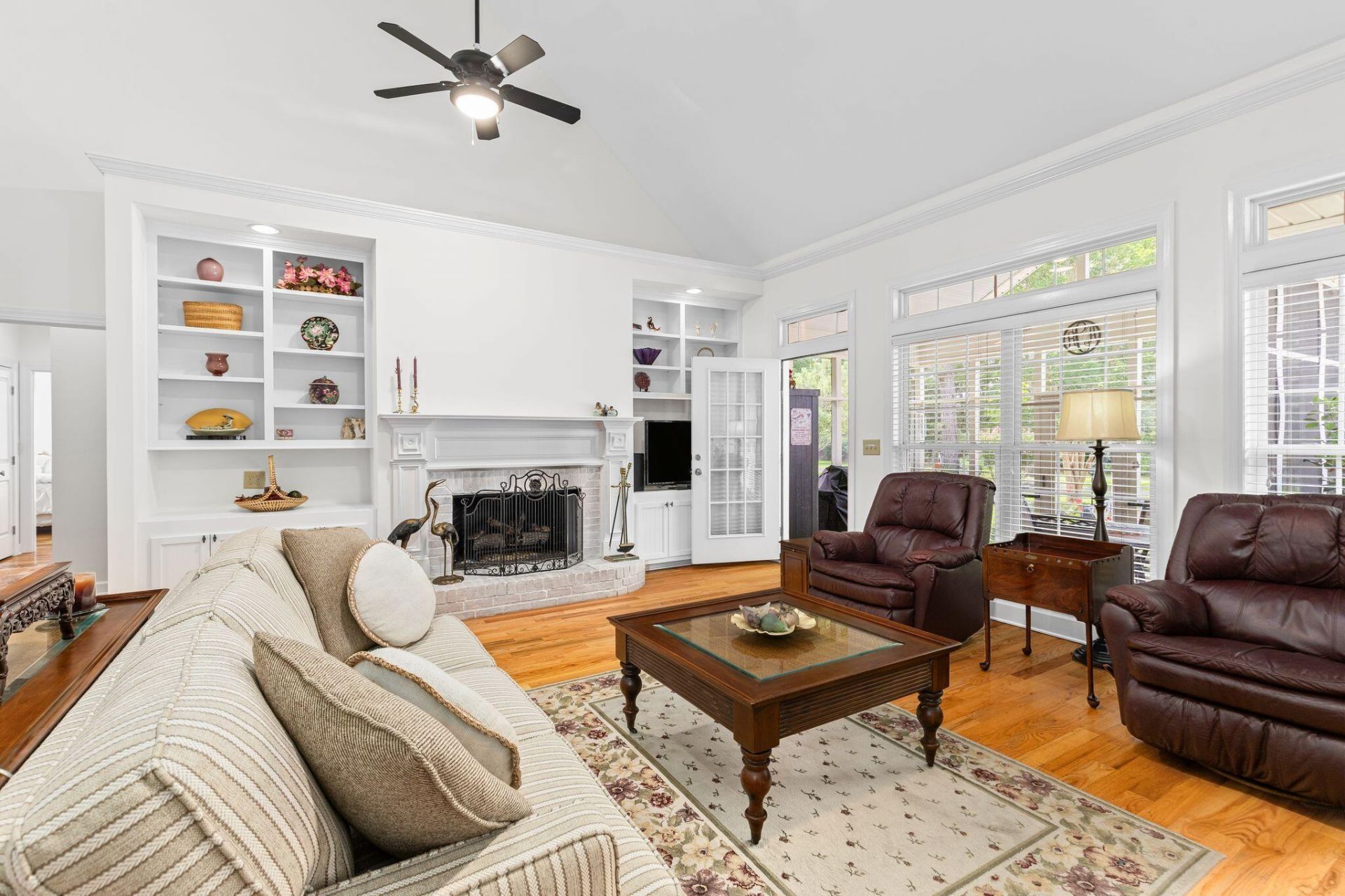 5259 Angelica Circle Photo 23