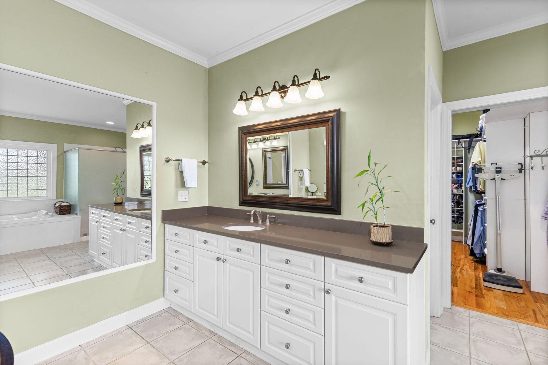 5259 Angelica Circle Photo 38