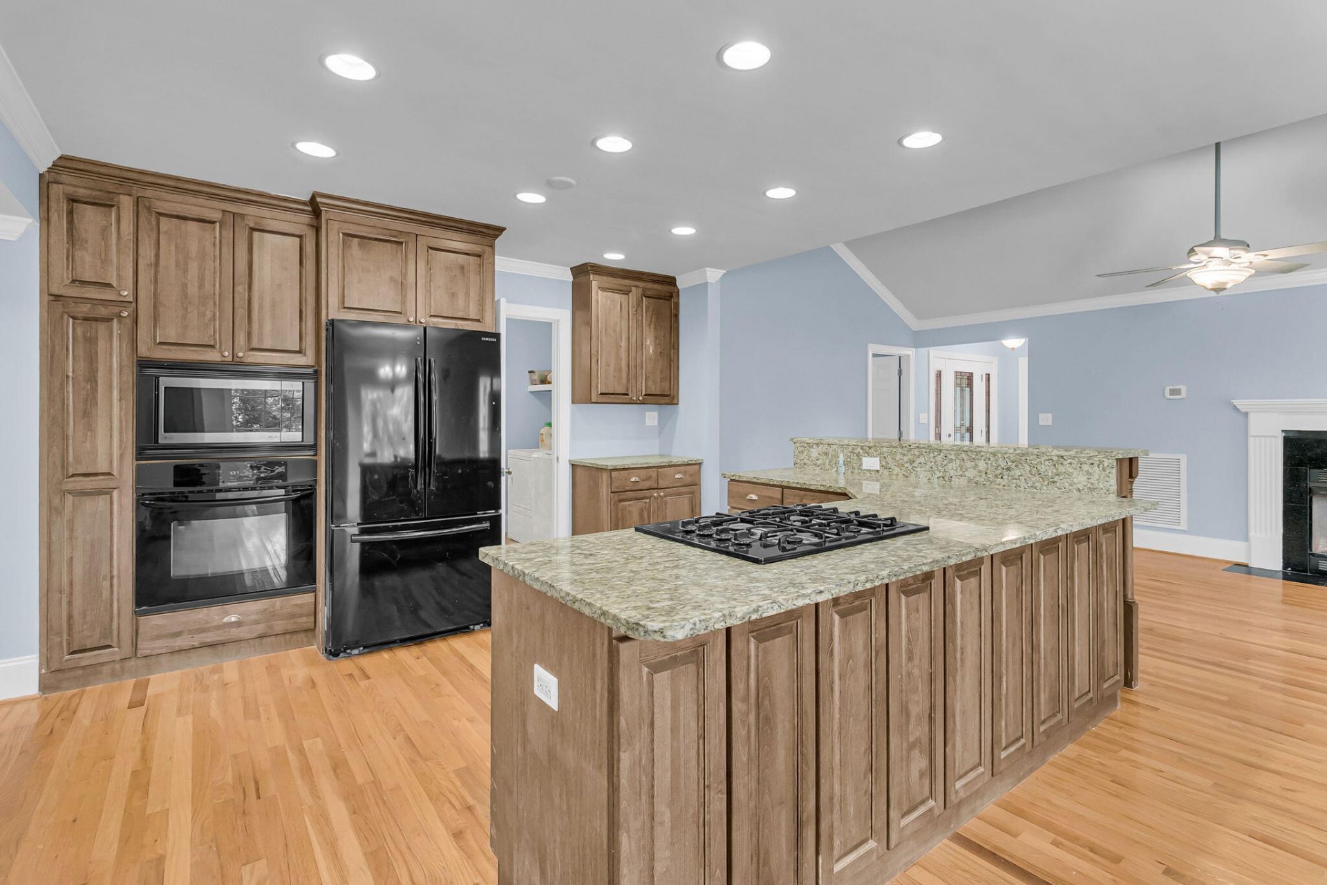1724 Elm Road Photo 12