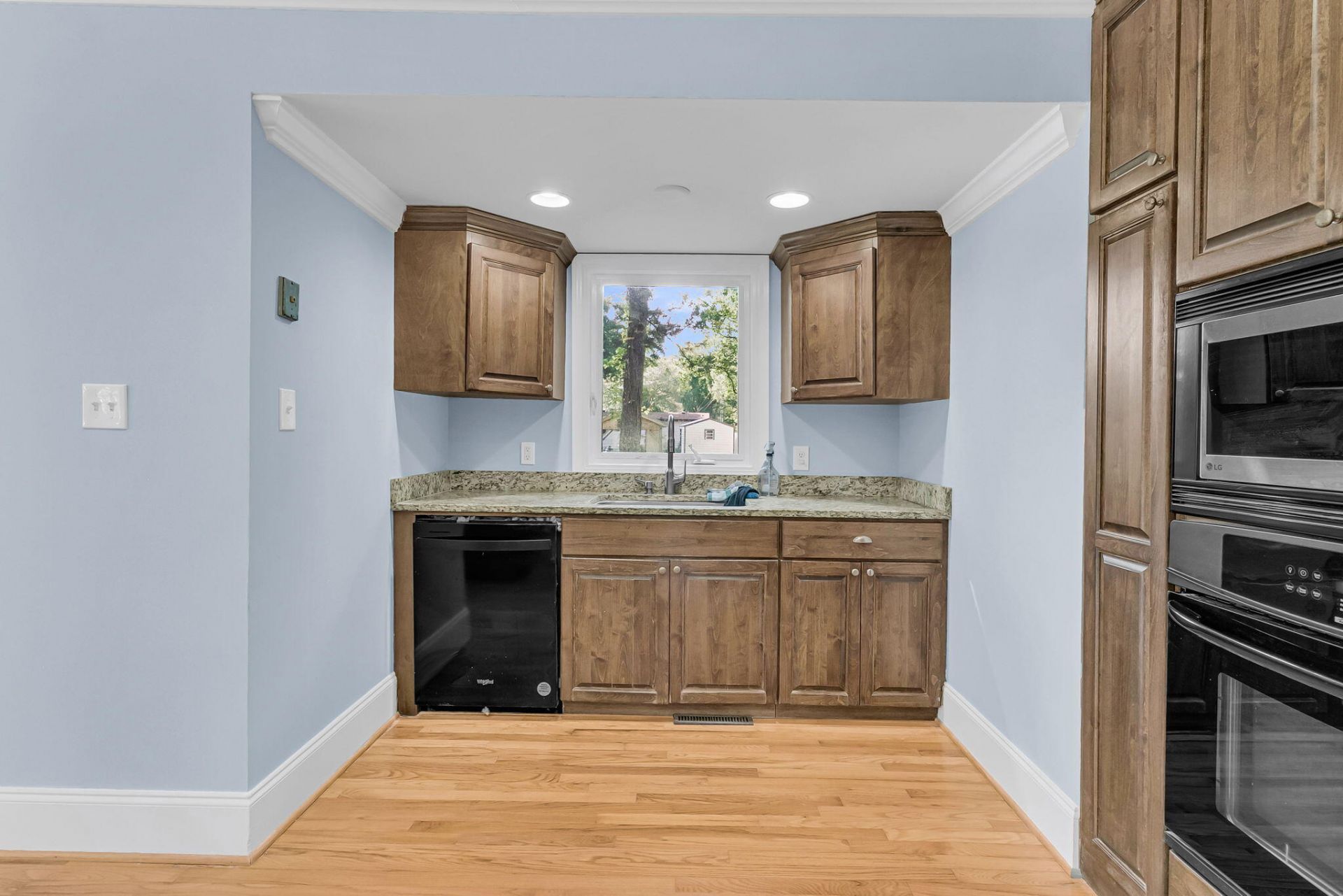 1724 Elm Road Photo 14