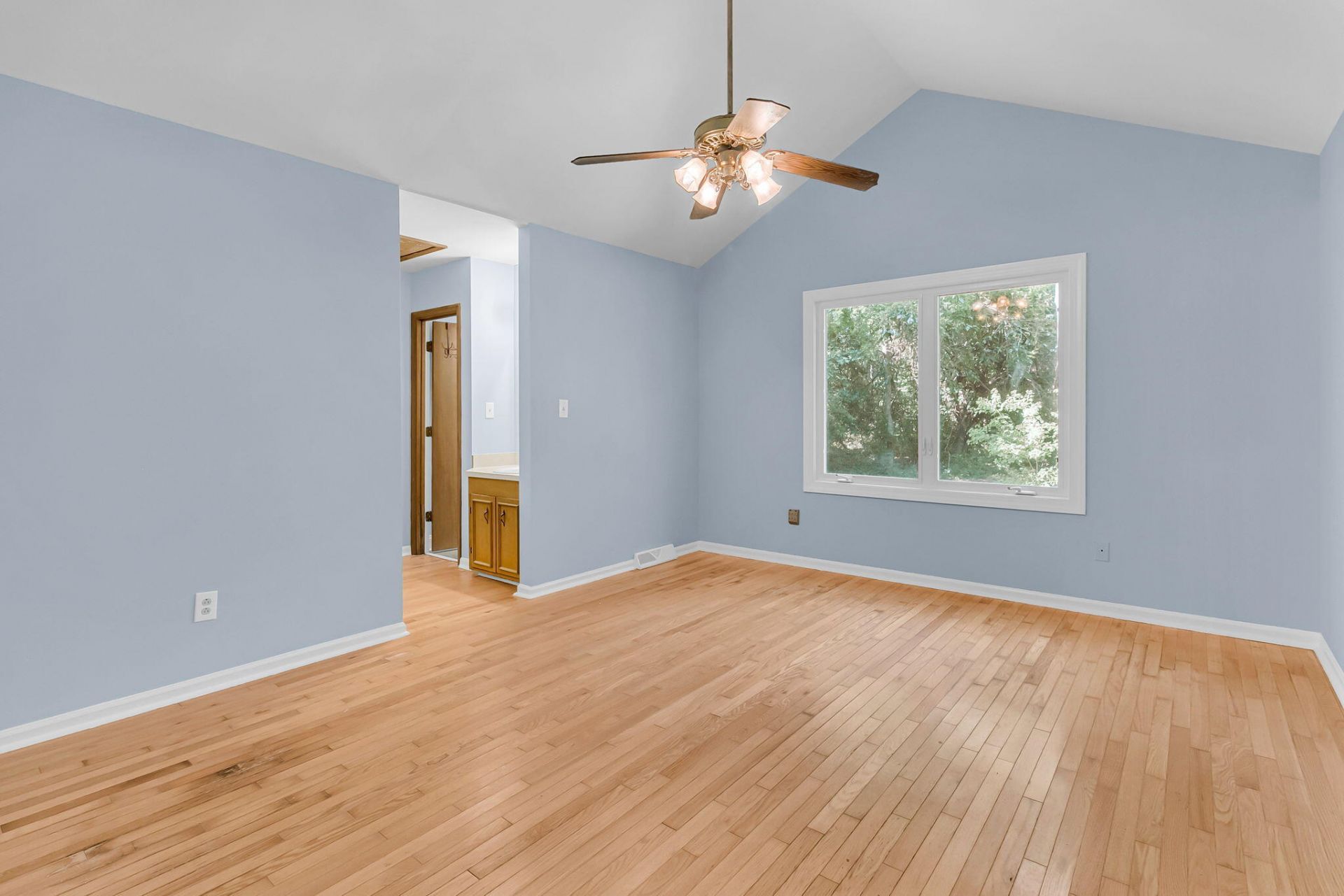 1724 Elm Road Photo 23
