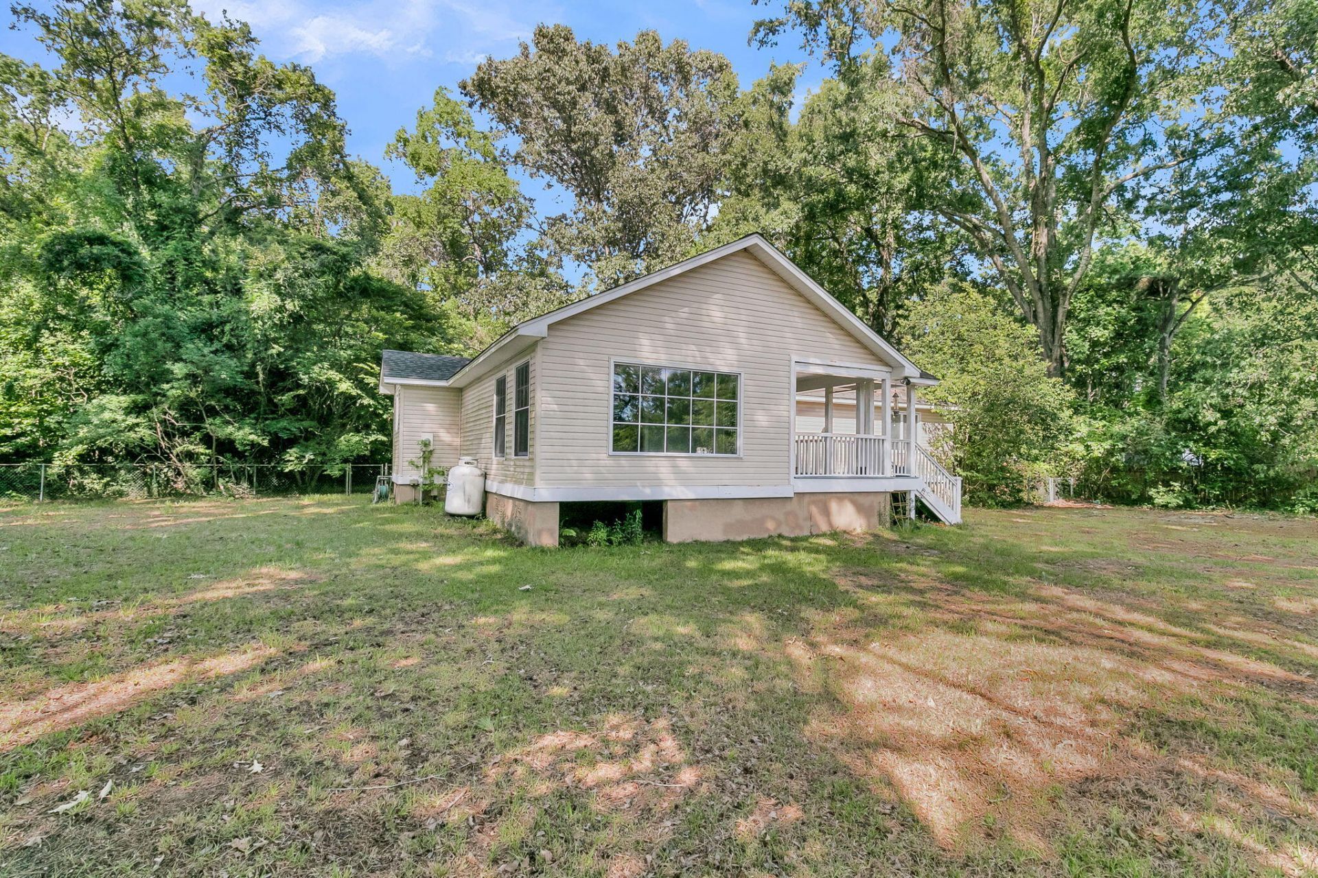 1724 Elm Road Photo 34