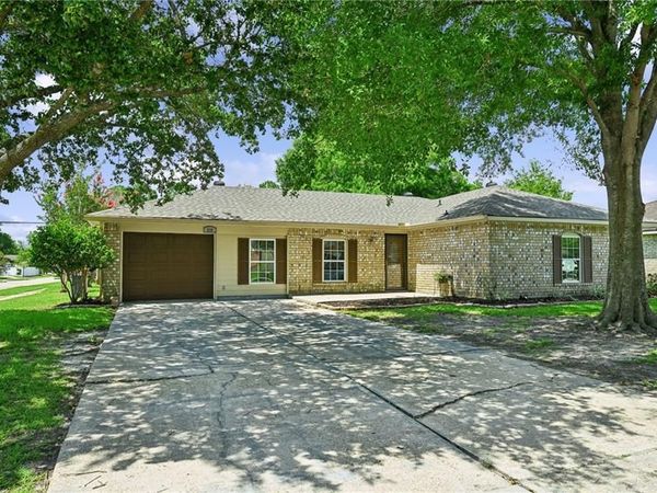 228 SCOTT Drive, Slidell, LA 70458