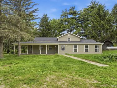 8573 W Lovejoy Road, Burns Twp, MI 48418