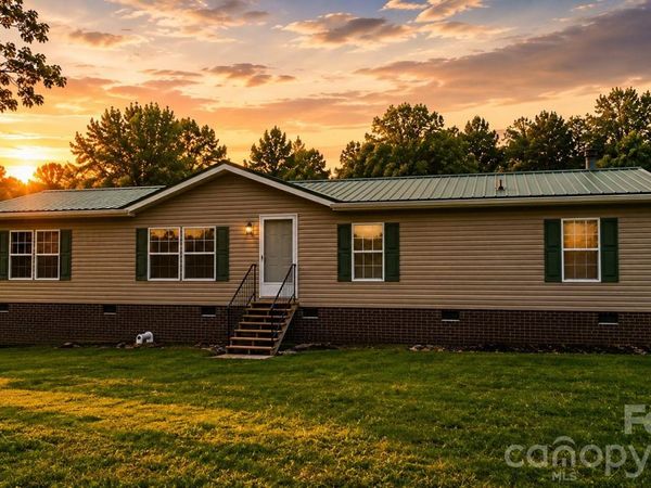 320 Pop Beaver Trail , Cleveland, NC 27013