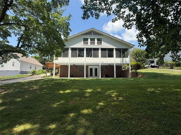 6917 Navajo Trail , Sherrills Ford, NC 28673