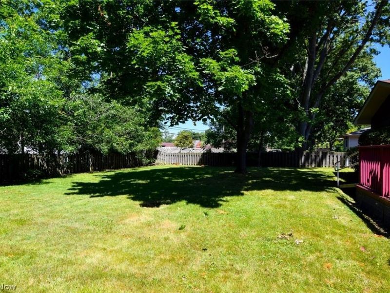 1878 Caronia Drive, Lyndhurst, OH 44124 Photo 34