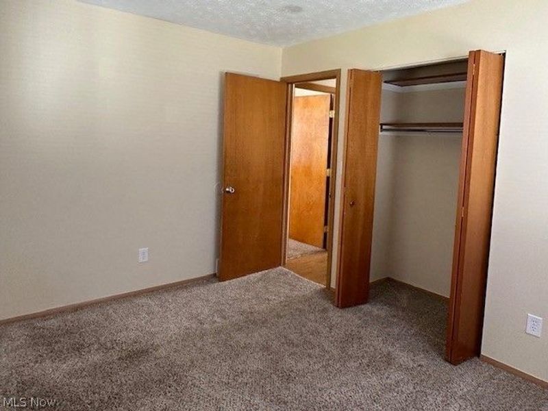807 Albemarle Avenue, Cuyahoga Falls, OH 44221 Photo 10