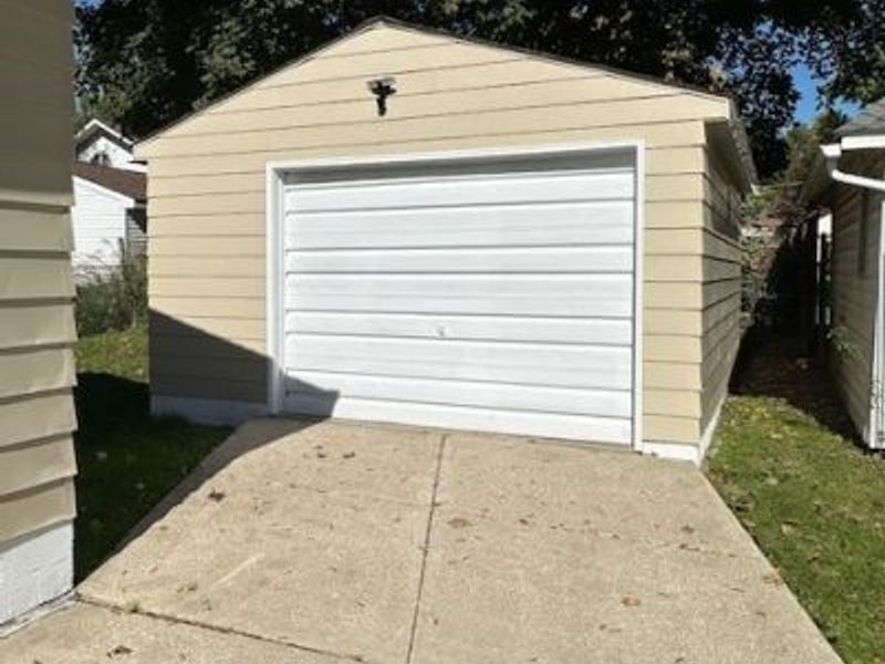 807 Albemarle Avenue, Cuyahoga Falls, OH 44221 Photo 23